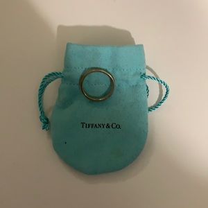 Tiffany logo band